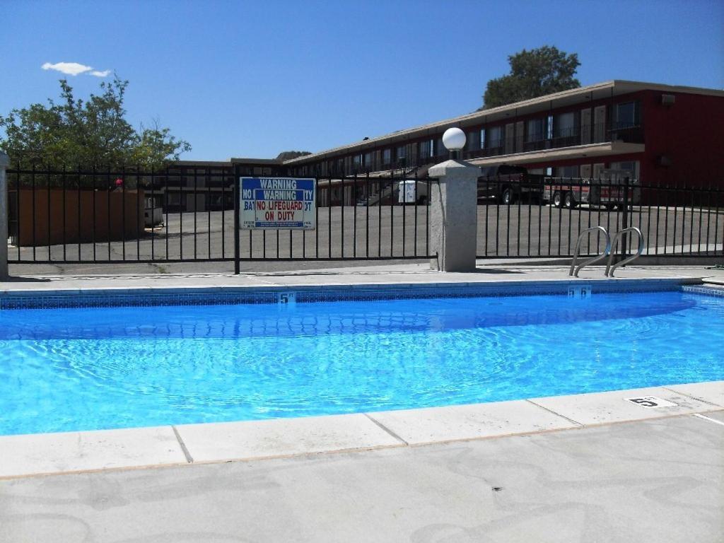 Western Ridge Motel Wendover Exterior photo
